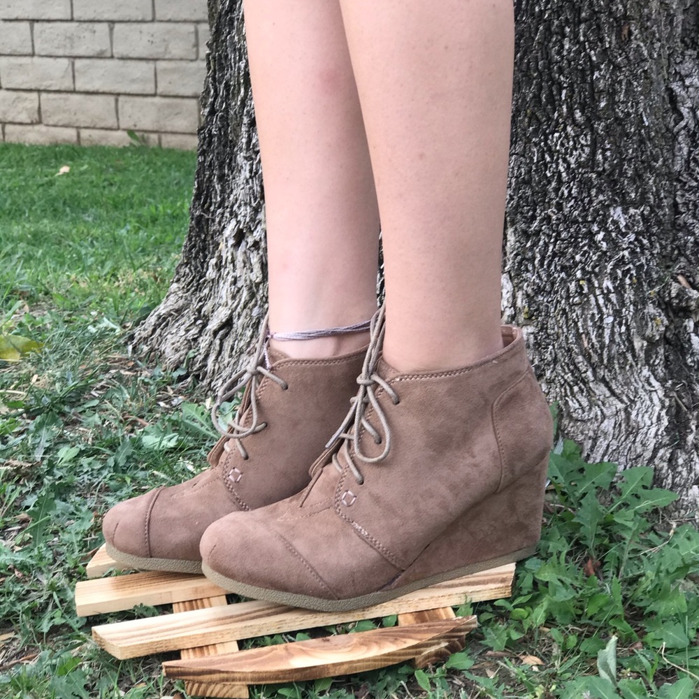 ππ WEDGE BOOTIES - Picture 5 of 6